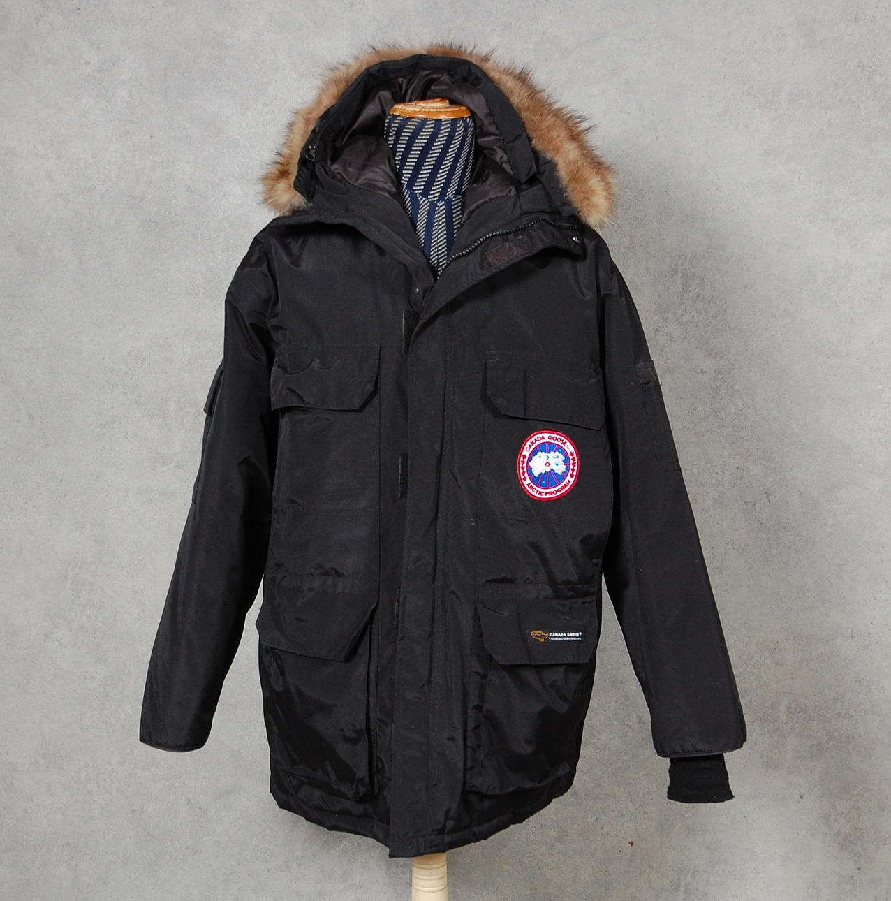 JACKET, Canada Goose, with fur collar.