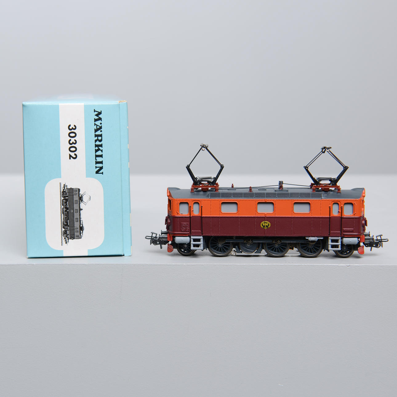 MÄRKLIN, 30302, locomotive.