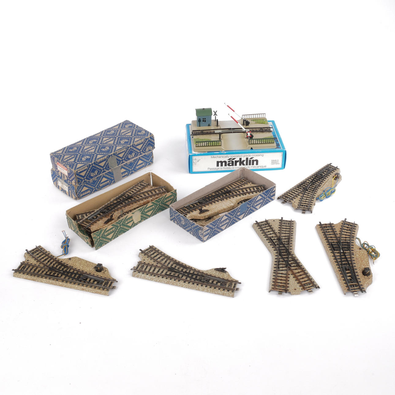 MÄRKLIN. Bahnübergang und Rangiergleis 16 Teile.