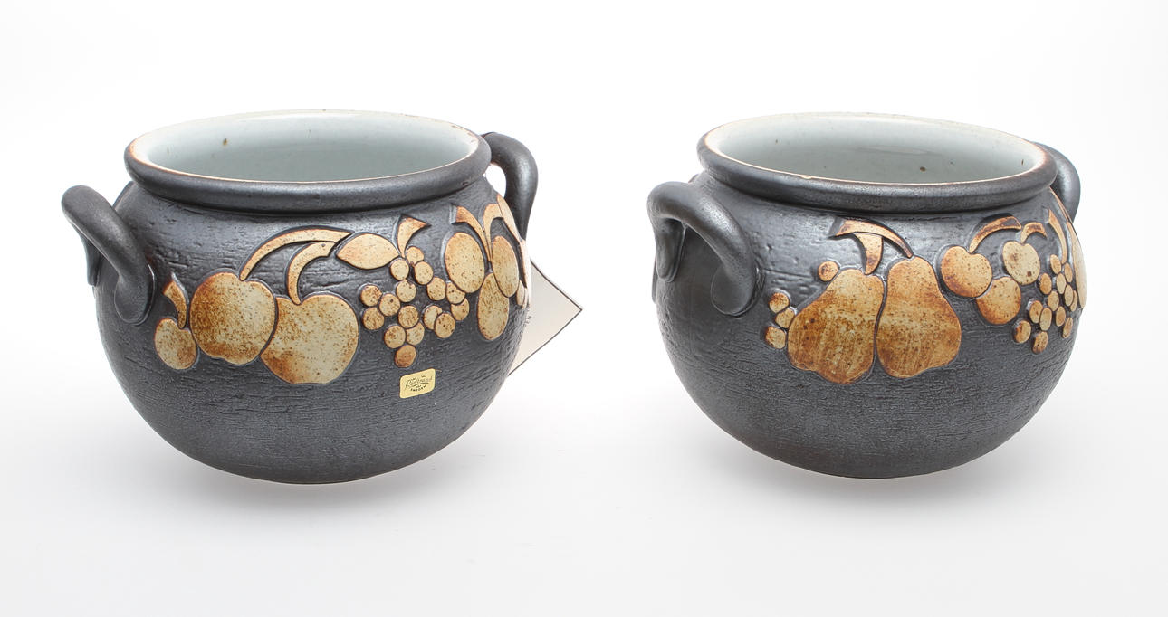 URNOR, 2 st, Jacqueline Lynd, Rörstrand.