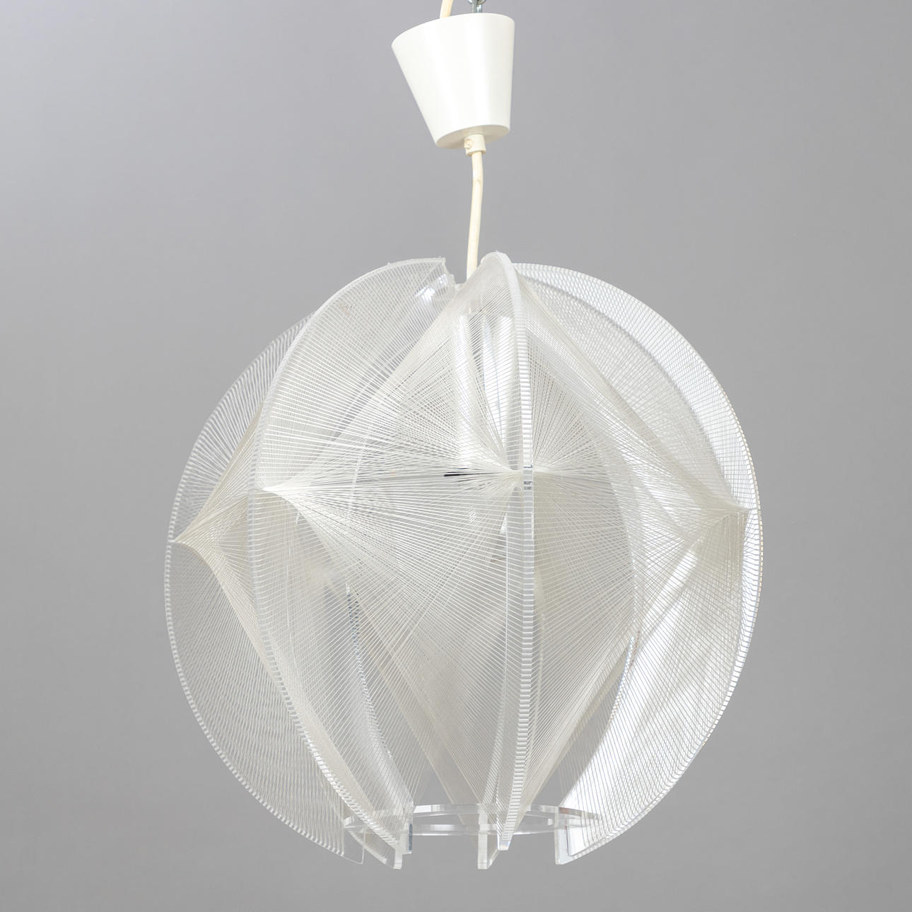 Paul Secon, lámpara colgante de nylon para Sompex.
