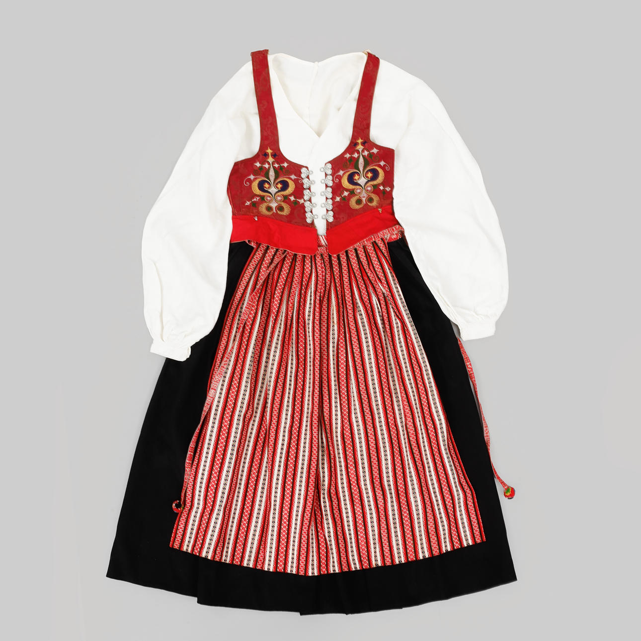 folkdr-kt-7-delar-leksand-1900-tal-vintagekl-der-accessoarer