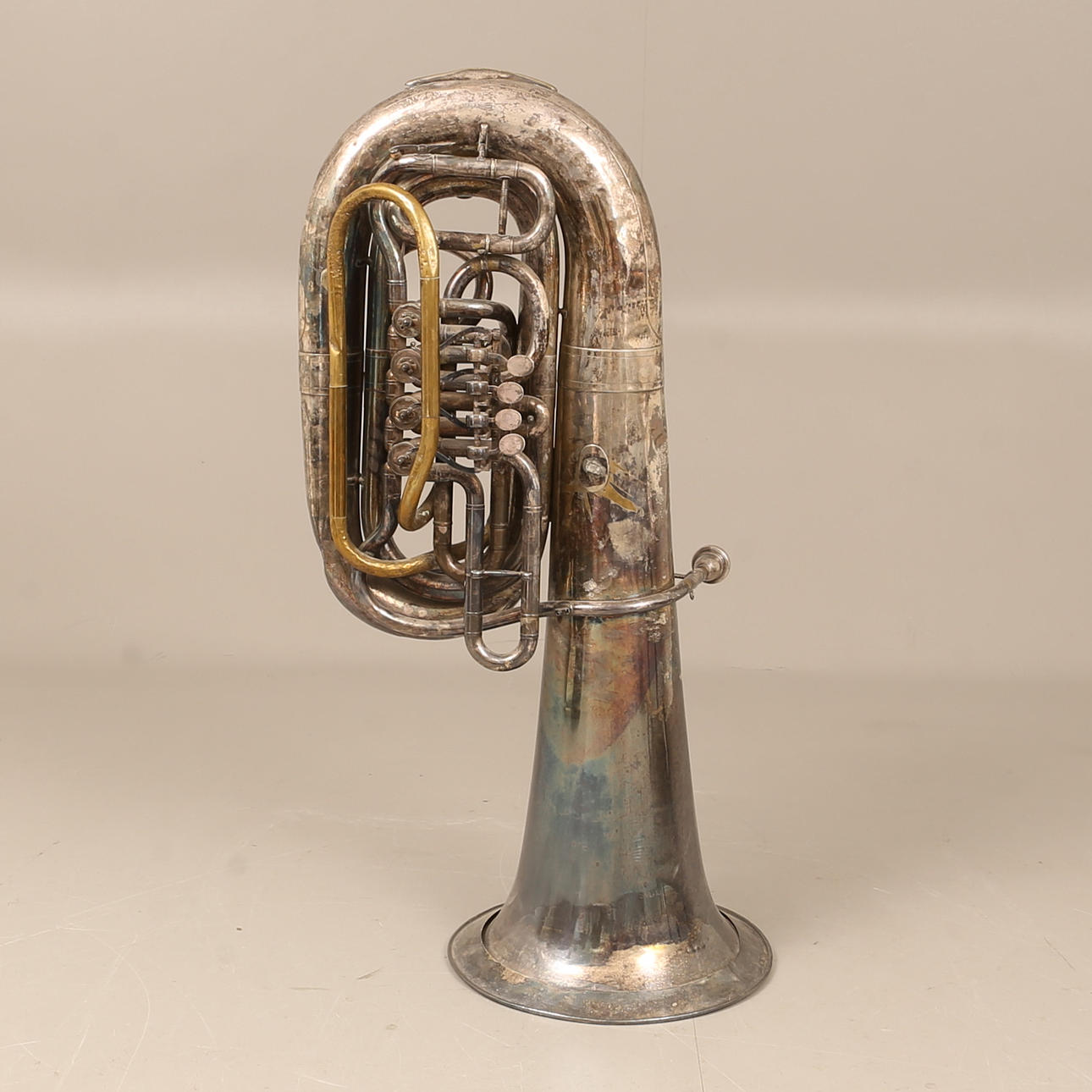 TUBA DE SAUNA, latón y metal.