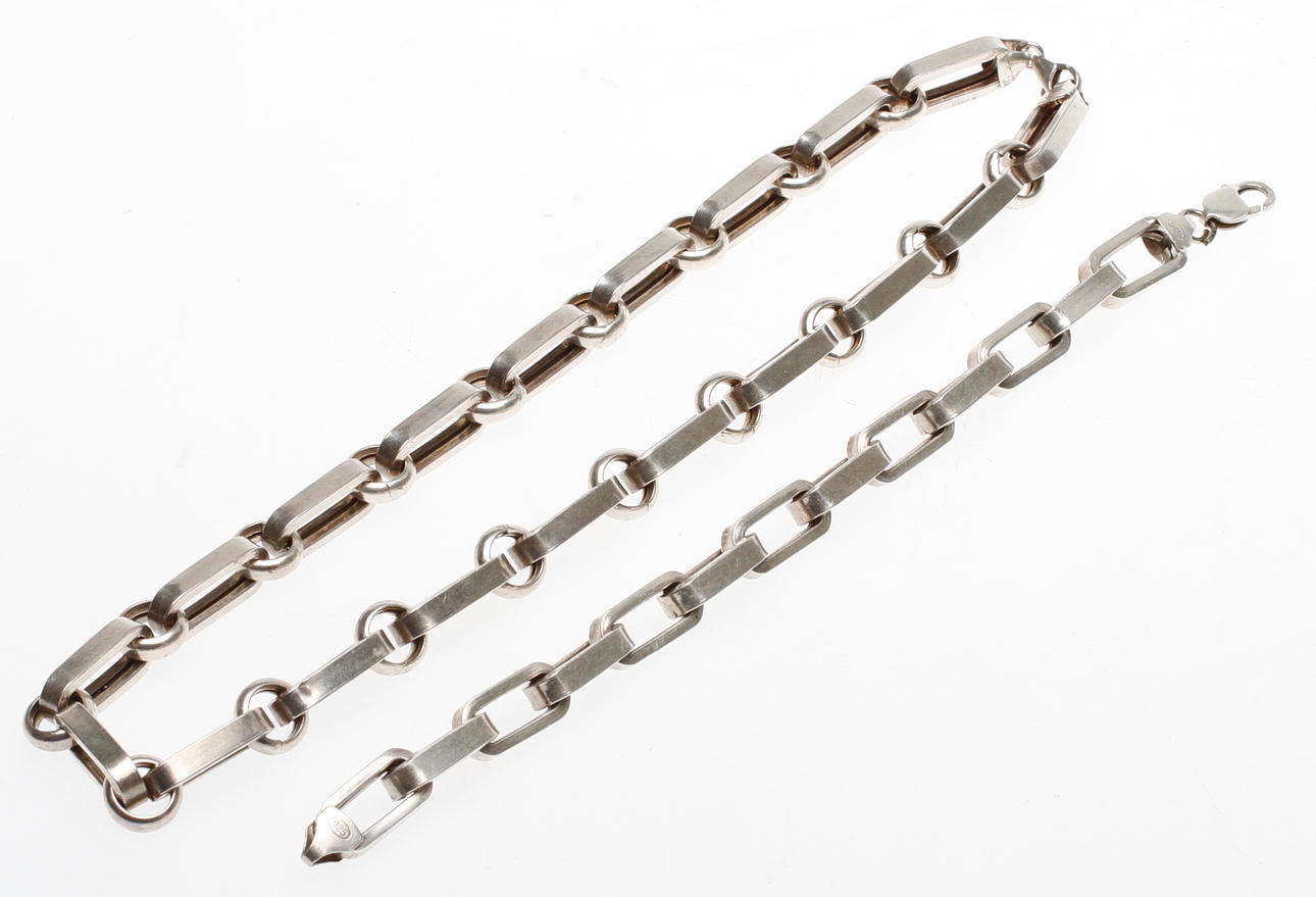 KEDJA samt ARMBAND, silver, vikt ca 101,9 gram.