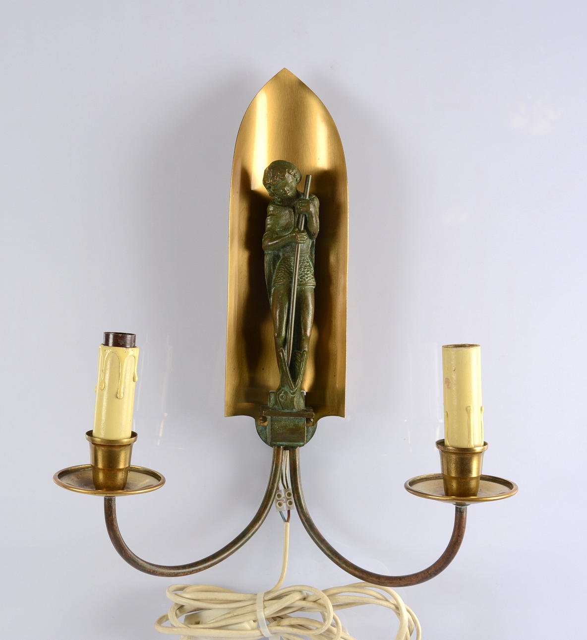 VÄGGBELYSNING, för 2 st ljuspunkter, mässing och bronserad metall, 1900-talets första hälft.