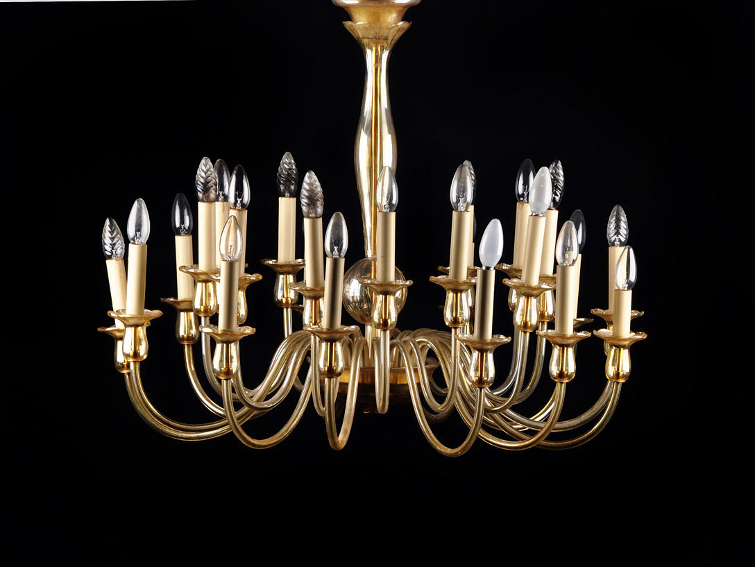 MURANO. TILLSKRIVEN. 24 flamma tak ljuskrona ljuskrona.