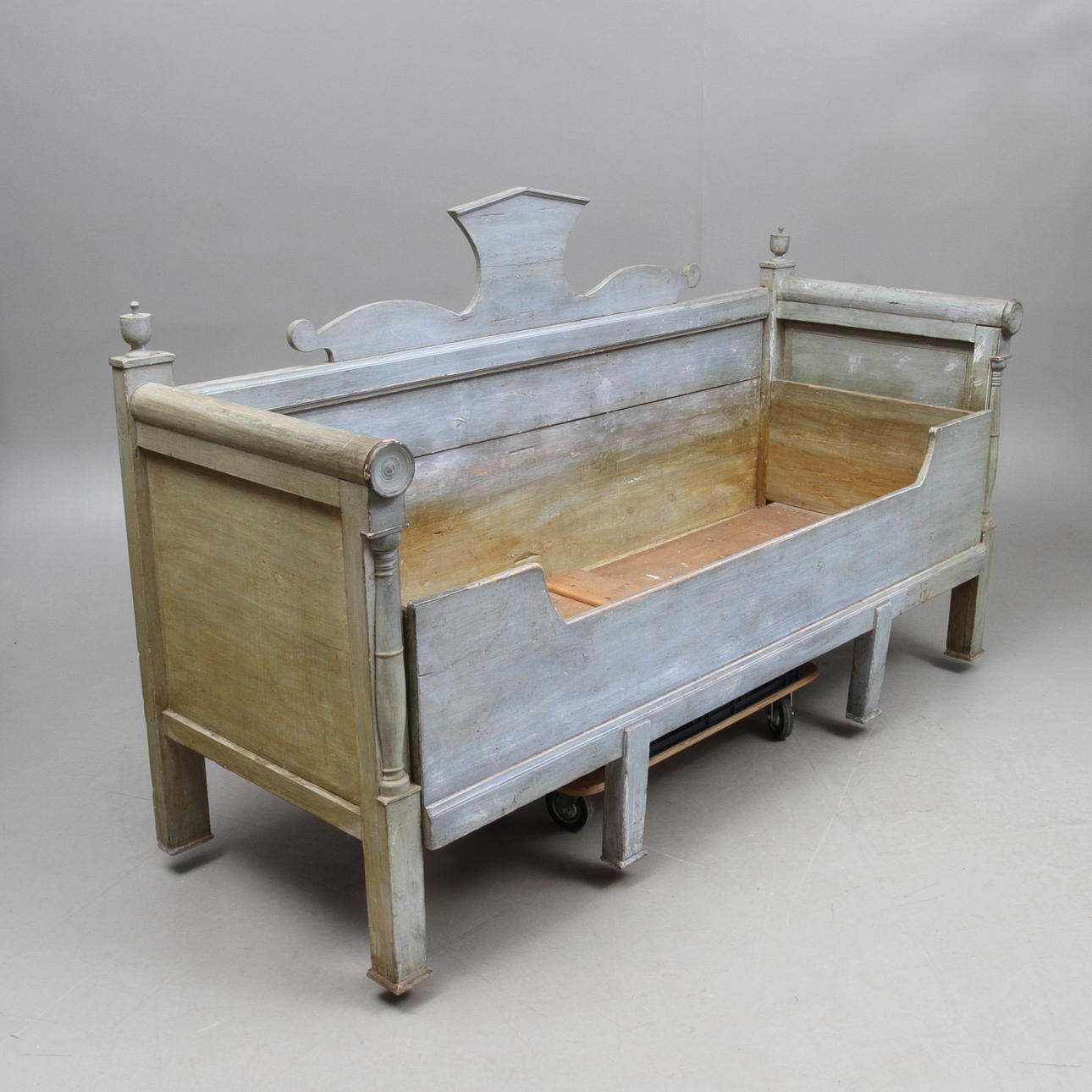 SOFFA, utdragbar för säng, allmoge, 1800-tal.