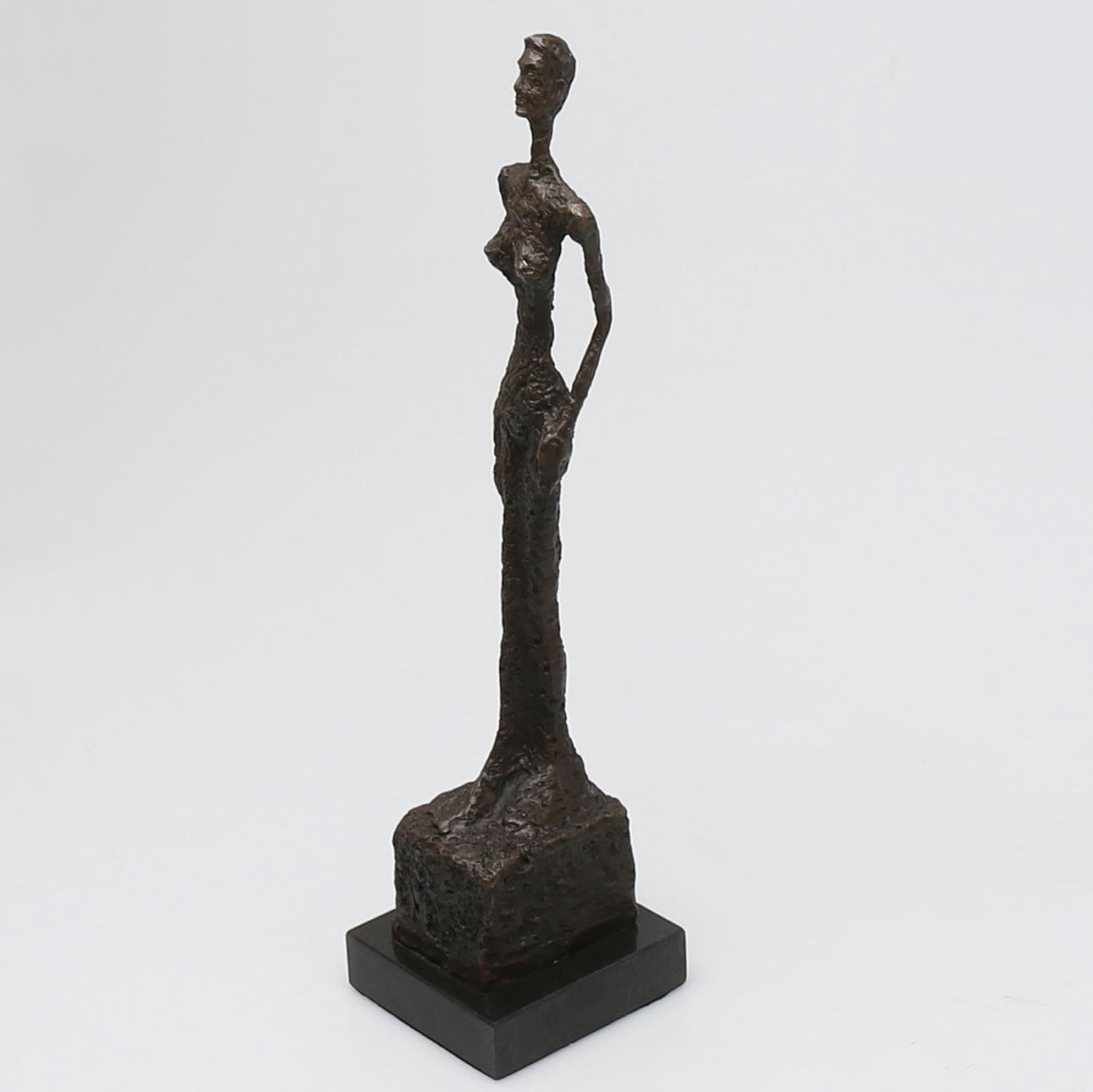 OIDENTIFIERAD KONSTNÄR. Skulptur, brons, efter Giacometti, 2000-talet.