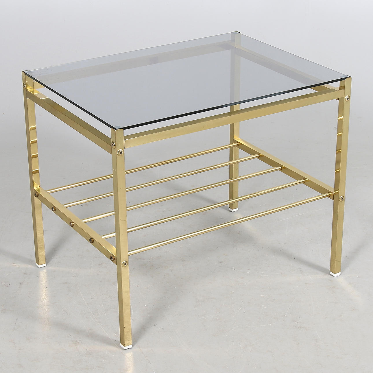 BORD, mässing och glas, 1900-talets andra hälft.