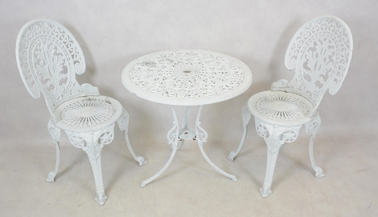 TRÄDGÅRDSMÖBEL, 3 delar. 1900-talets andra hälft.