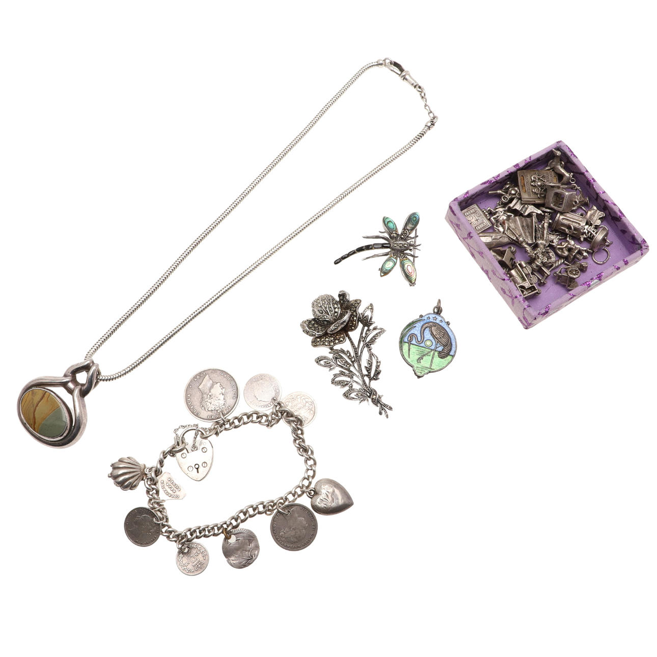 SILVERMYNTARMBAND, SILVERBERLOCKER OCH ANDRA SILVERSMYCKEN.