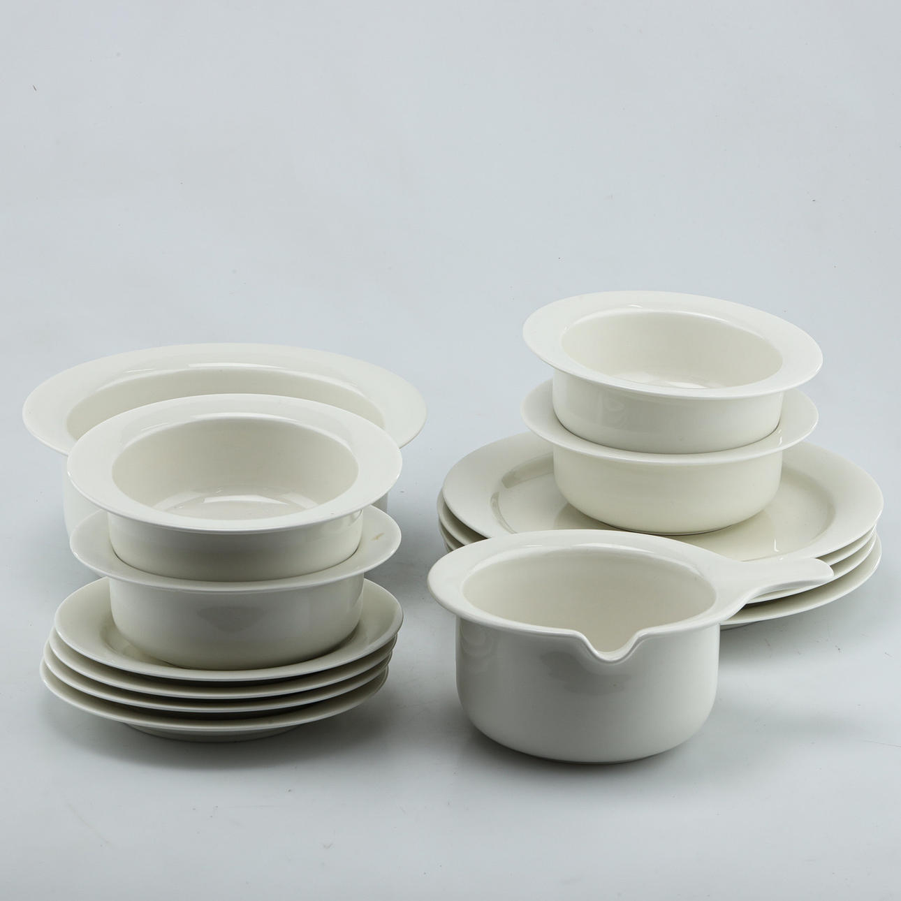 A 14-piece tableware set, “Arctica” Arabia, Finland. Ceramics