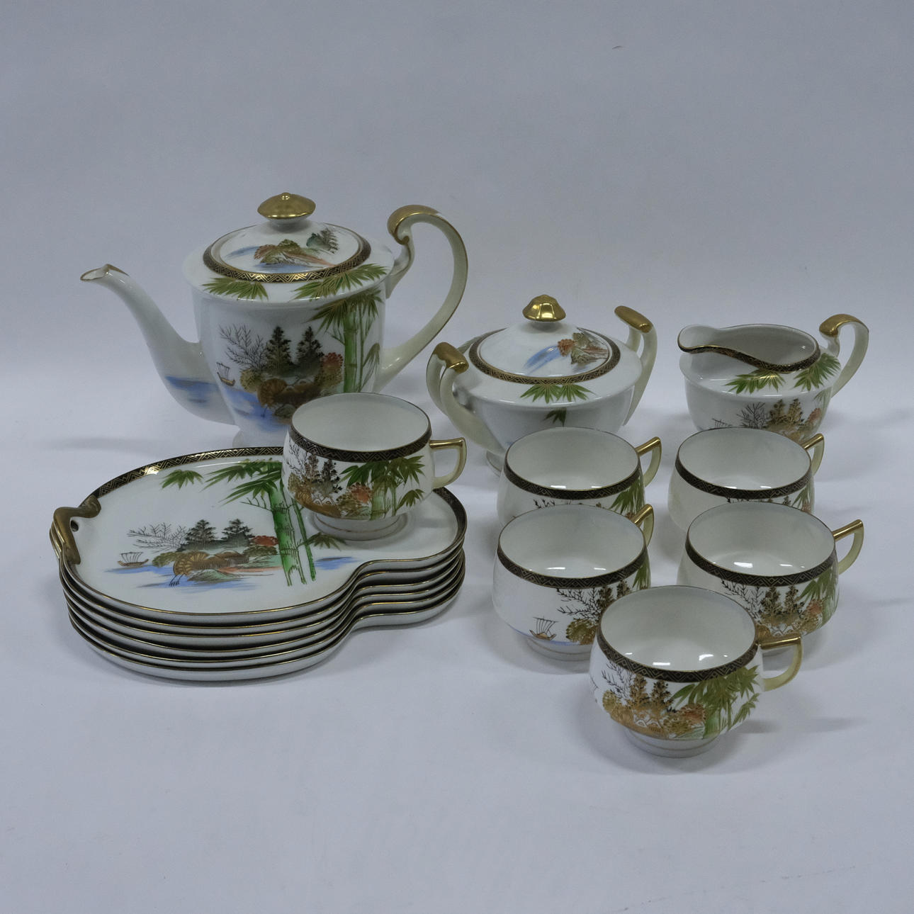 KAFFEESERVICE JAPAN.