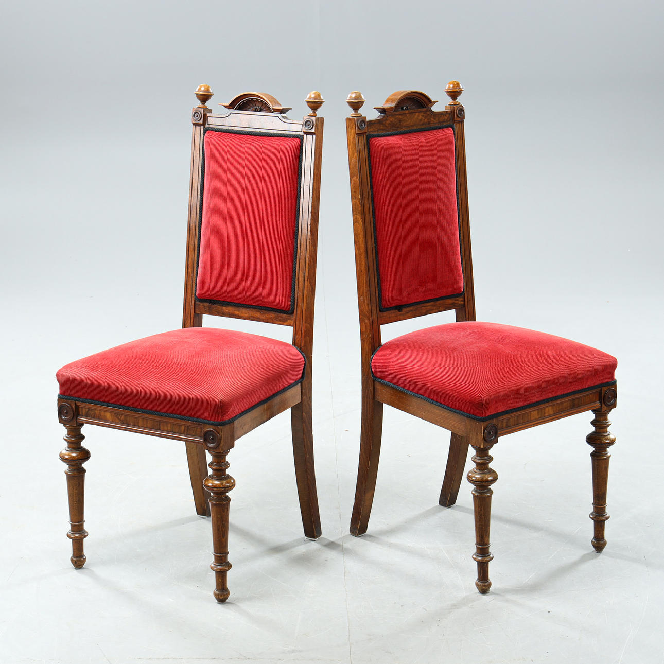 A pair of late 19th century Neo-Renaissance chairs. Furniture ...