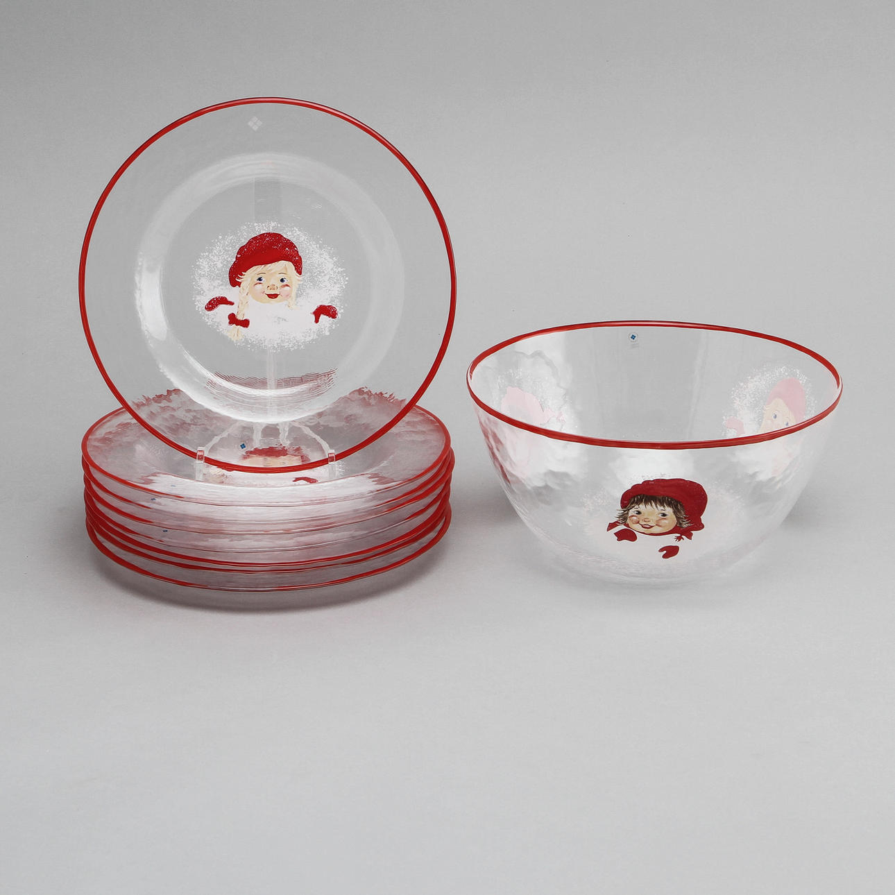 GRÖTSKÅL samt FAT, 8 st, "Tomtebarn", glas, Fyrklövern.