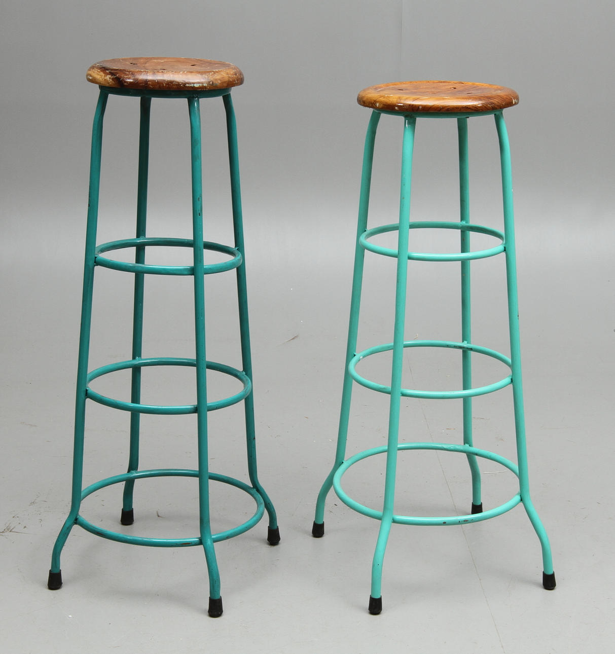 BARPALLAR/PIEDESTALER, 2 st, industridesign, 1900-tal.