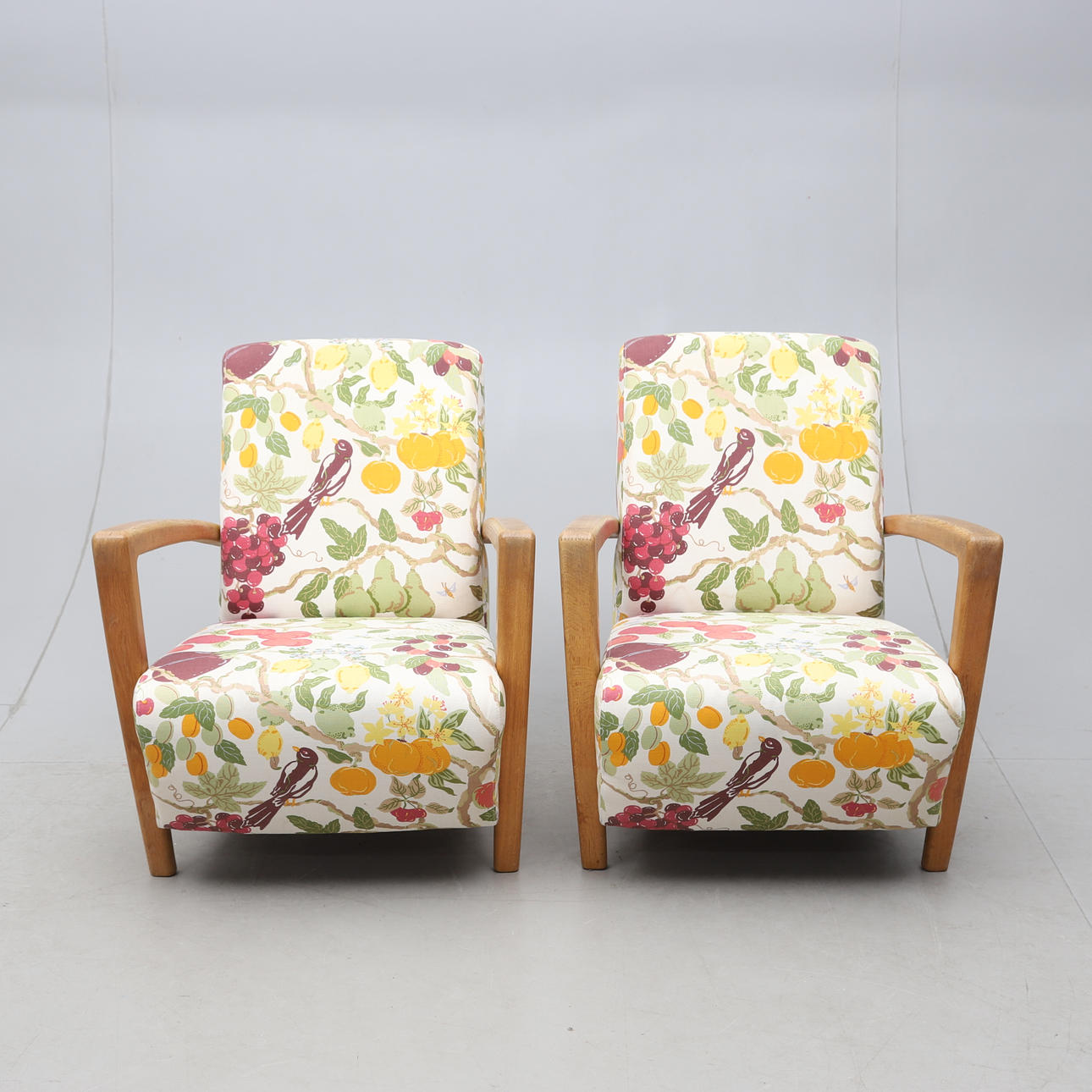 FÅTÖLJER, ett par, "Buddy", Swedese, 2000-tal.