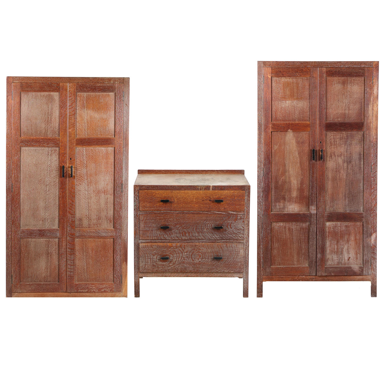 HEALS. A LIMED OAK THREE PIECE BEDROOM SUITE (3).