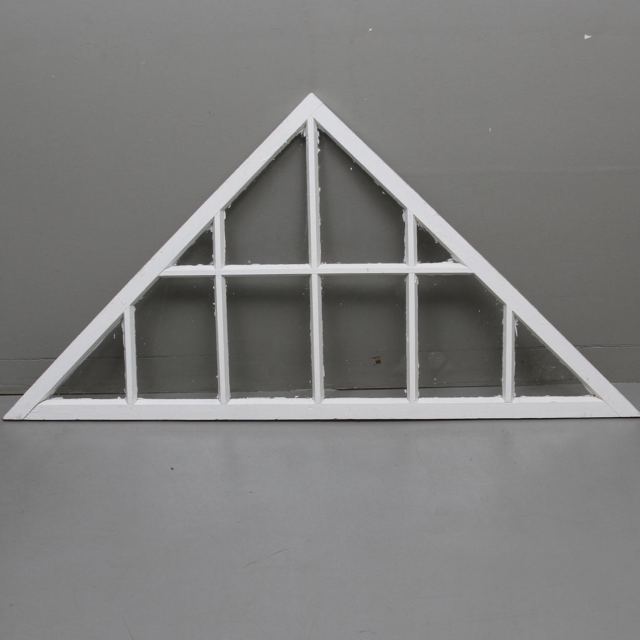 FÖNSTER, 1900-talets första hälft.