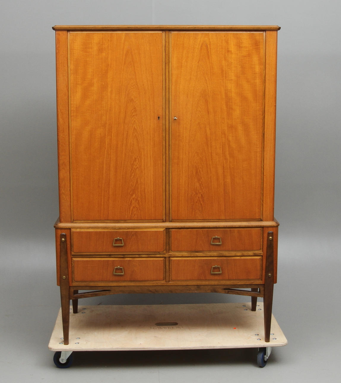 MATSALSSKÅP, Tommy, Svenska Möbelfabriken, 1900-tal.