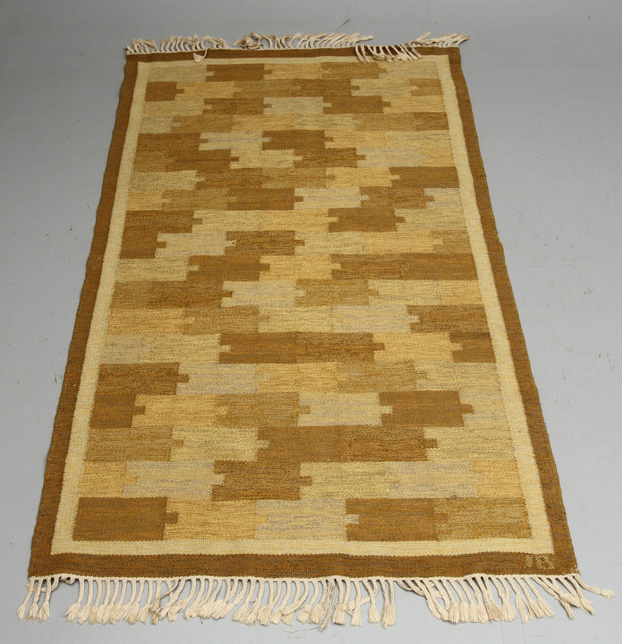 MATTA, Rölakan, signerad IB, ca 220 x 135 cm.