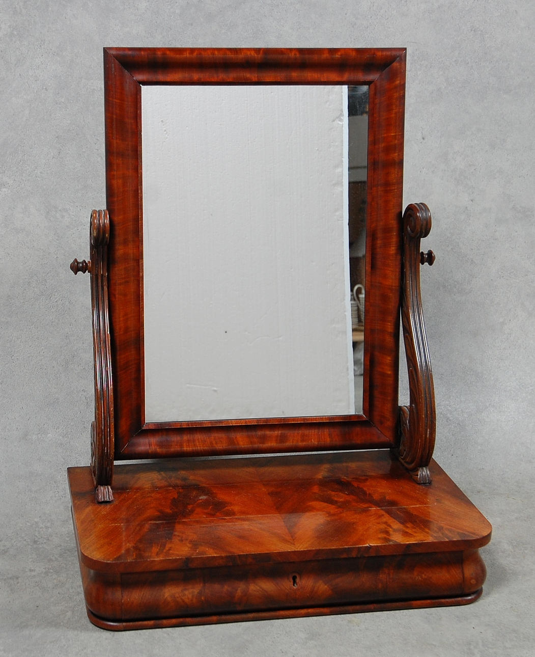 LÅDSPEGEL, Danmark, 1800-tal.