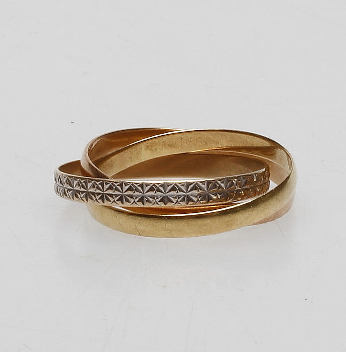 RING, 18k guld, vikt 3,3 gr.