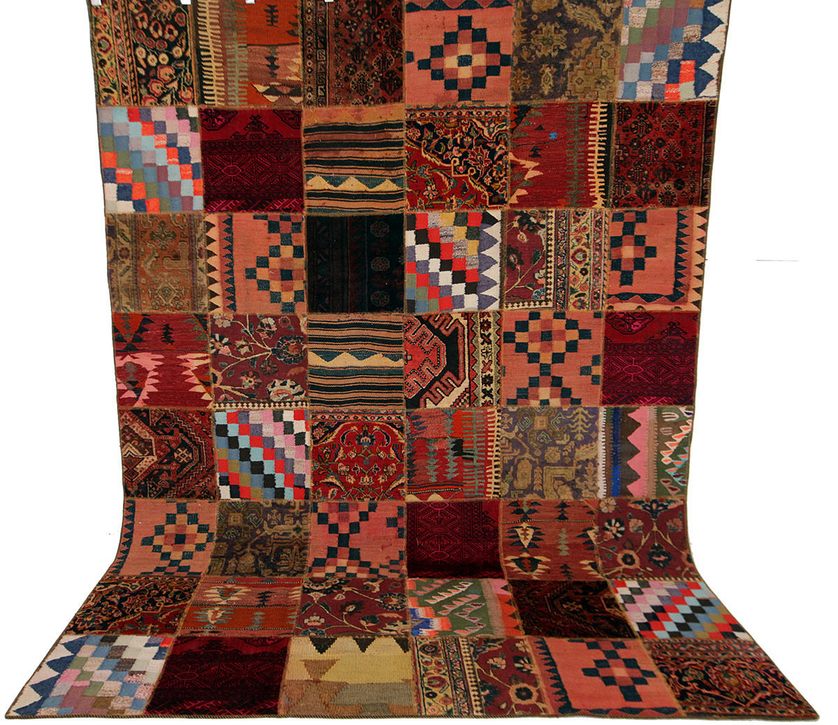 MATTA, PATCHWORK, Persien, 316 x 240 cm.