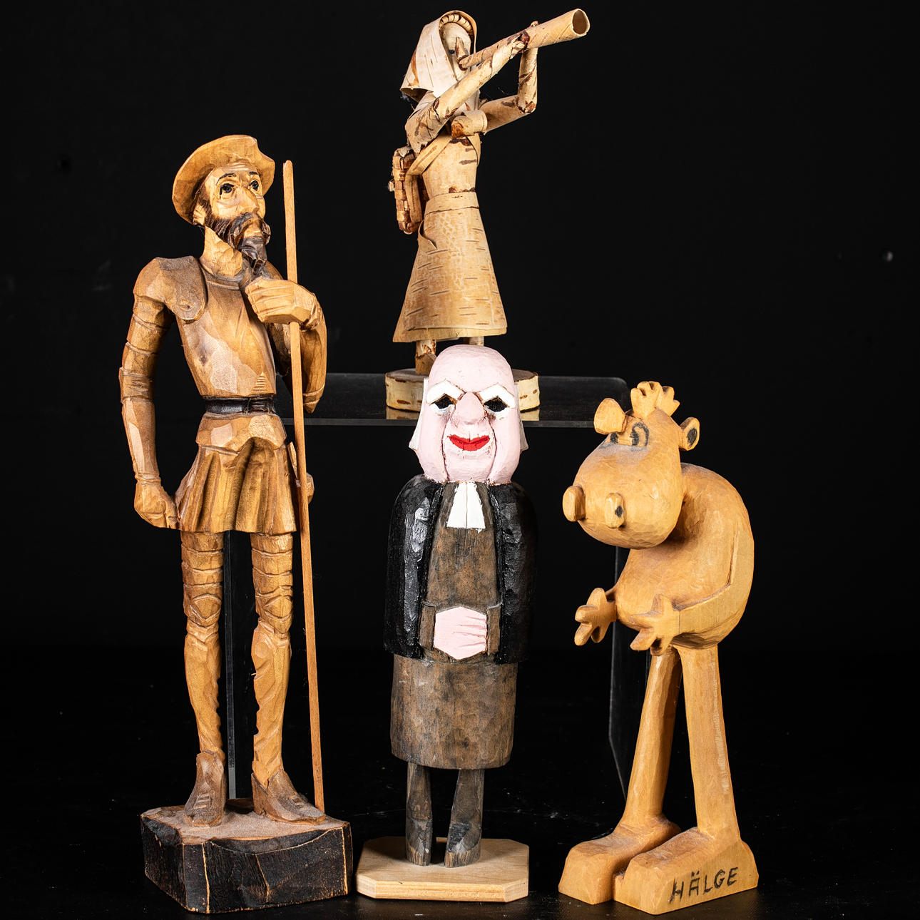 HOLZFIGUREN, 4 Stück inkl. Equivok.