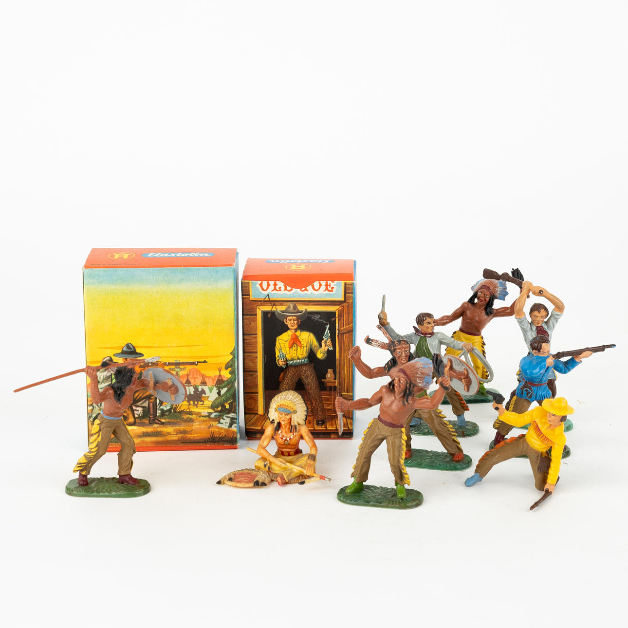 ELASTOLIN WESTERN FIGURES 11 pcs, 2 original cartons.