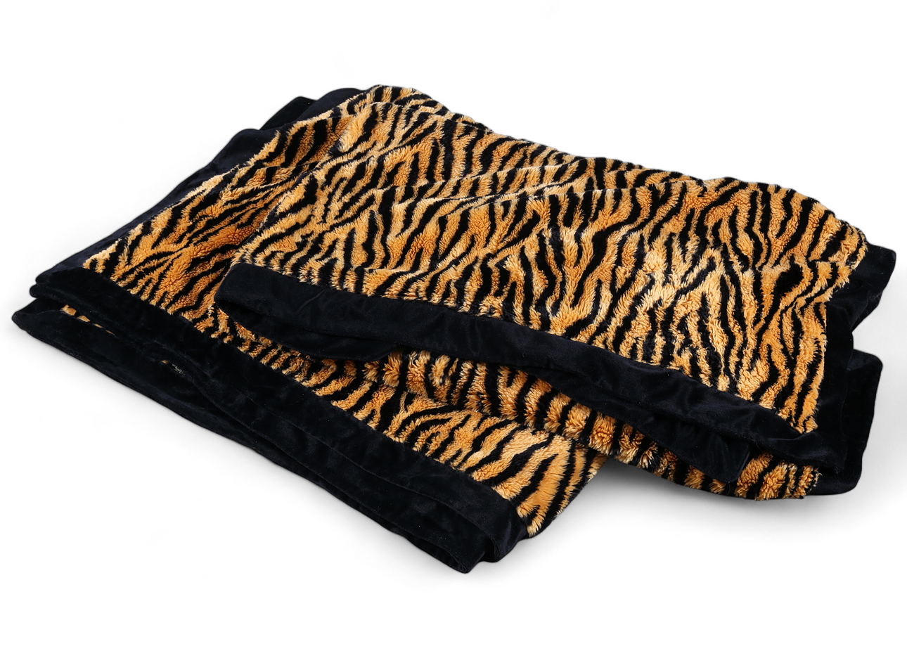 BLANKETS, 2 pcs, Wild Nici, Germany.
