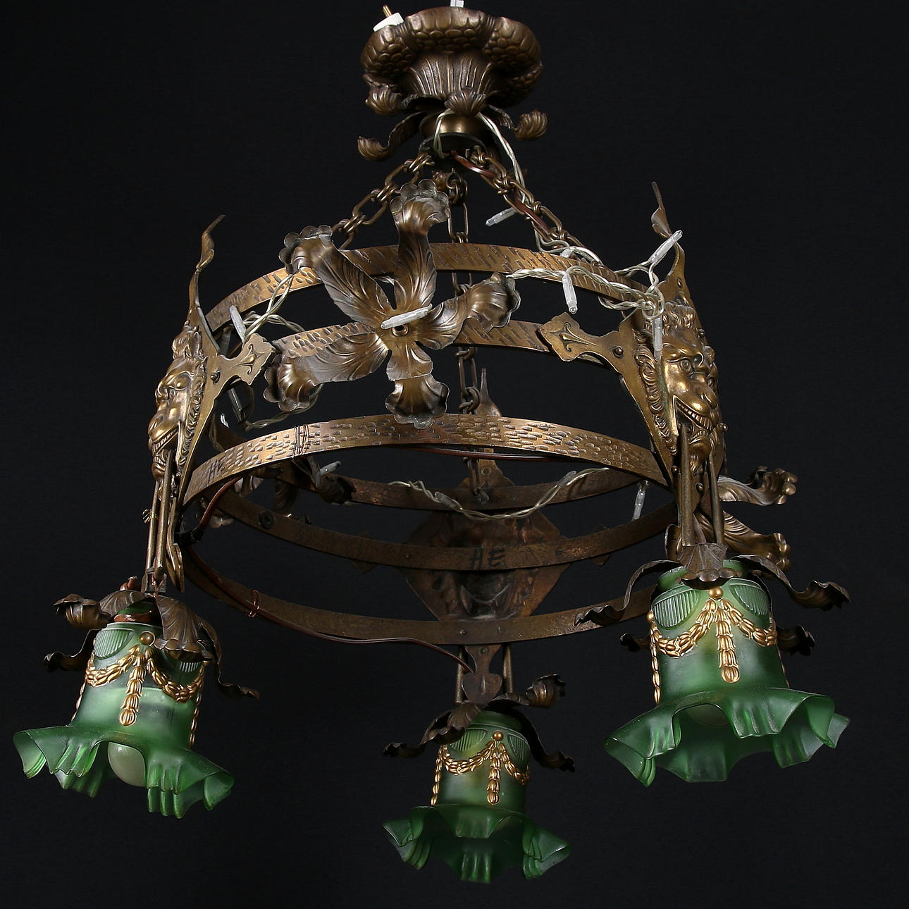 TAKLAMPA, glas samt mässing, Jugend, omkring sekelskiftet 18/1900.