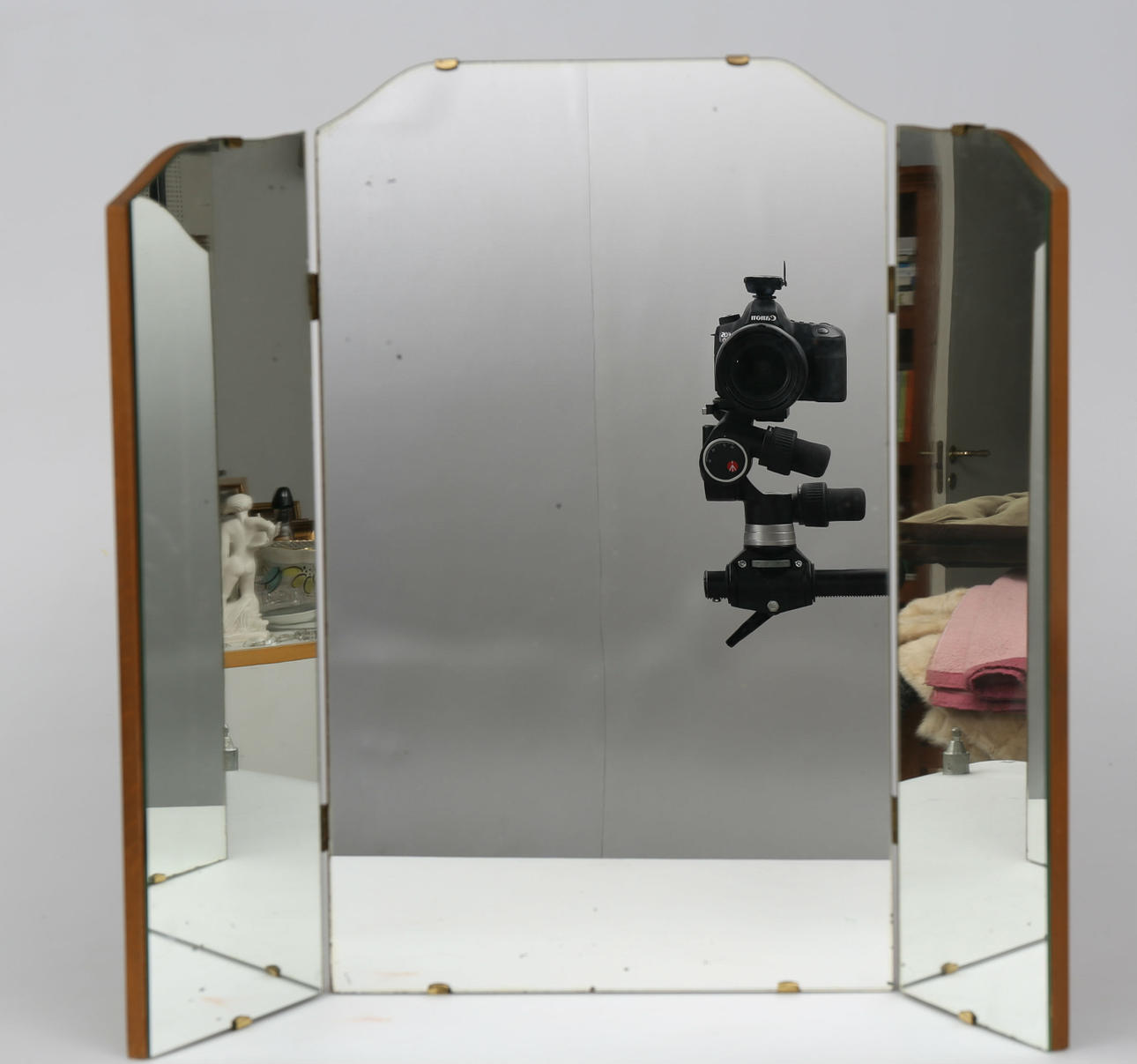 SPEGEL, vikbar, 3 sektioner, 1900-talets mitt.