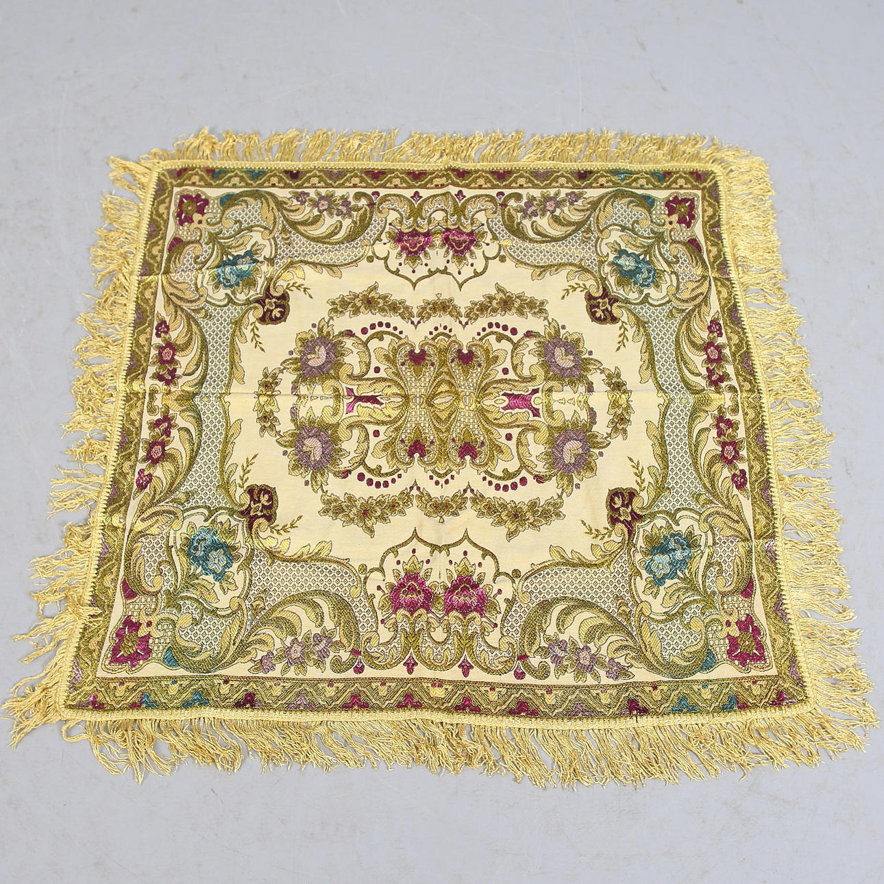 DUK, Jugend 18/1900-tal. 87 x 87 cm.