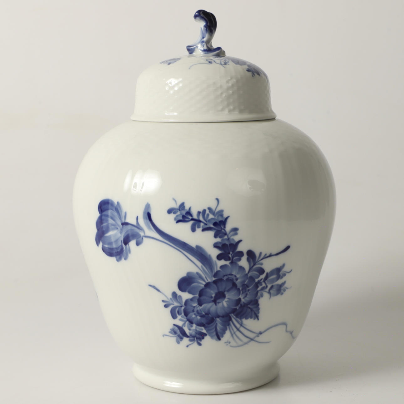 LOCKURNA, „Blå Blomster“, Royal Copenhagen, Danmark.