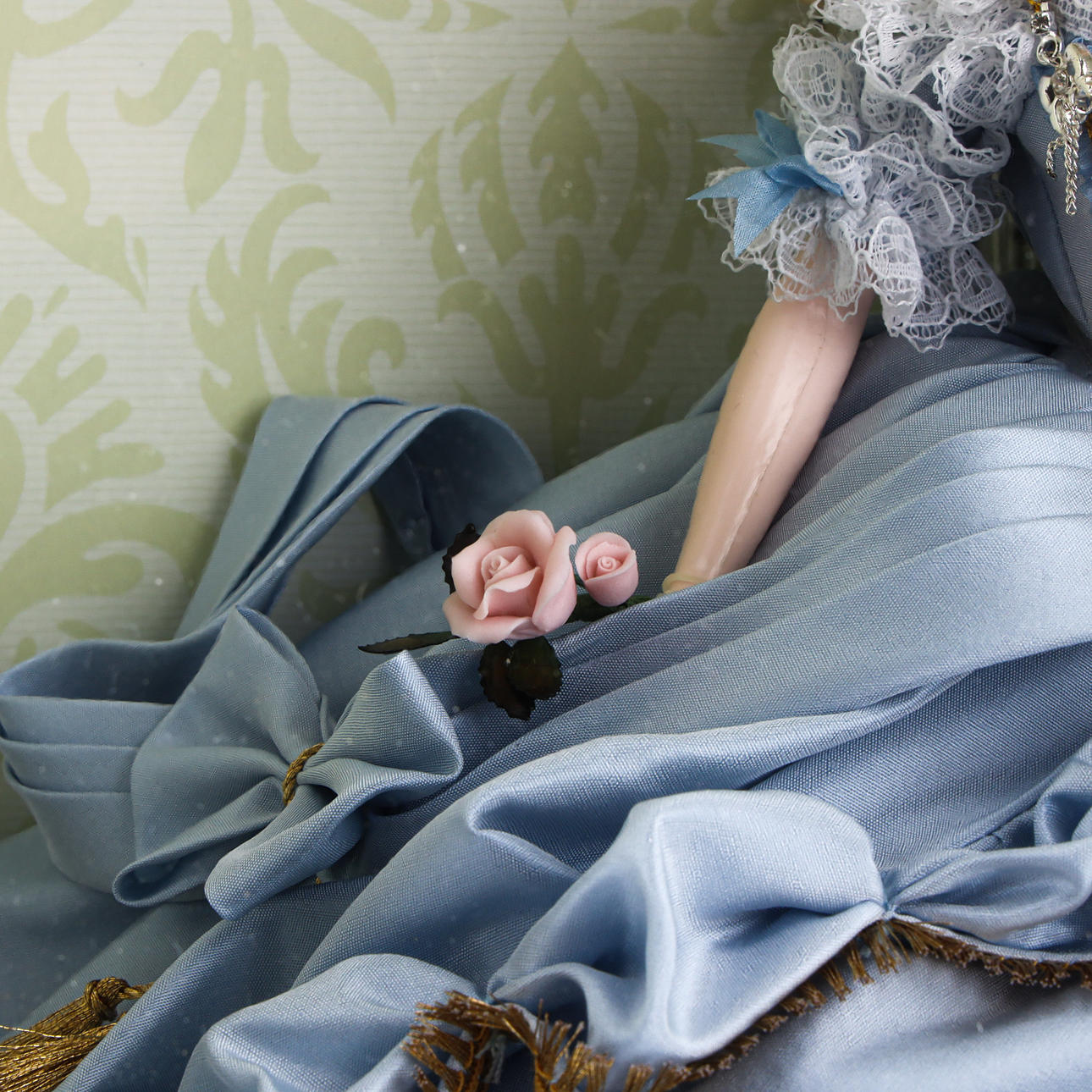 BARBIE COLLECTIBLES, Limited Edition, “Marie Antoinette”, Mattel