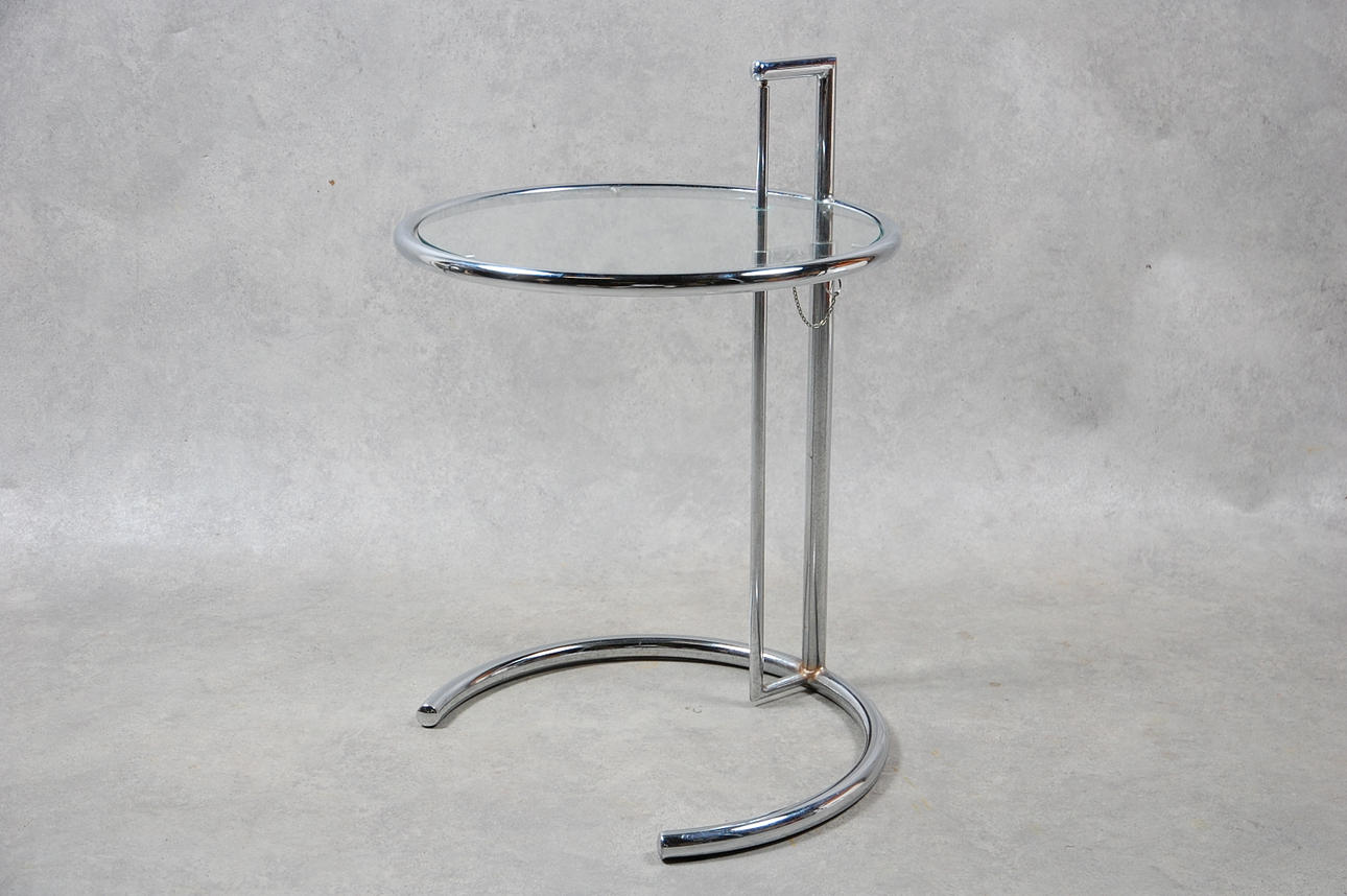 BORD, efter Eileen Gray.