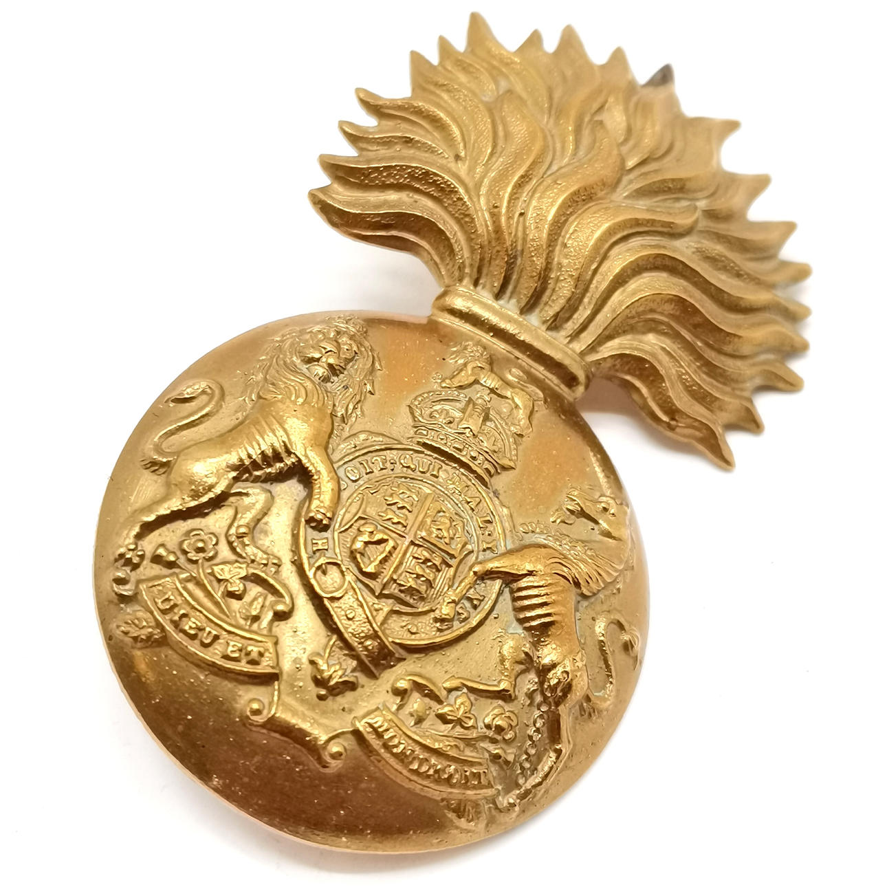 MILITÄRABZEICHEN DER ROYAL SCOTS FUSILIERS.