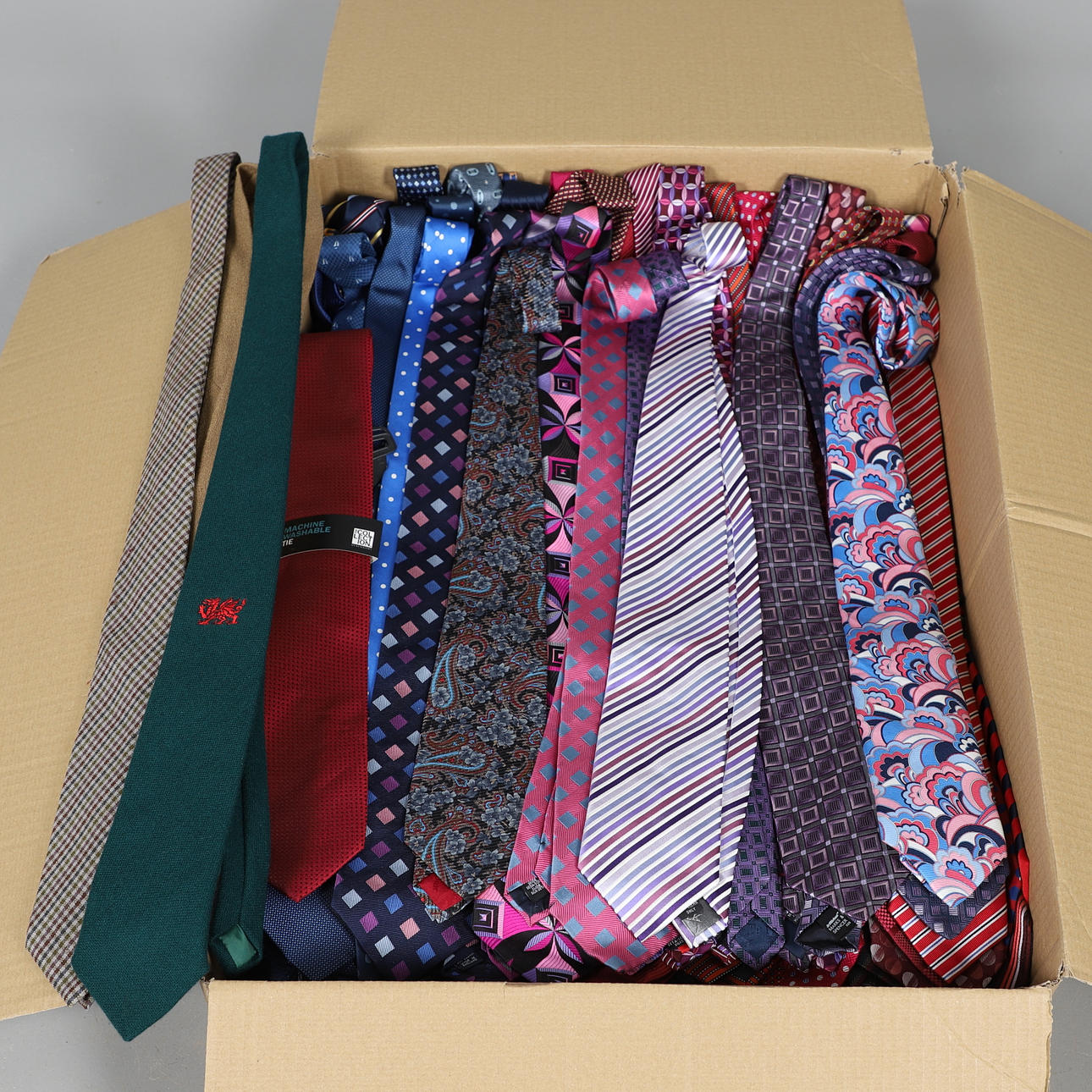 STOR SAMLING AV SIDEN & ANDRA SLIPSAR.