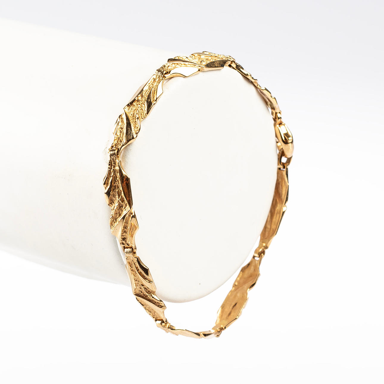 ARMBAND, 18 k guld 9,61 g.