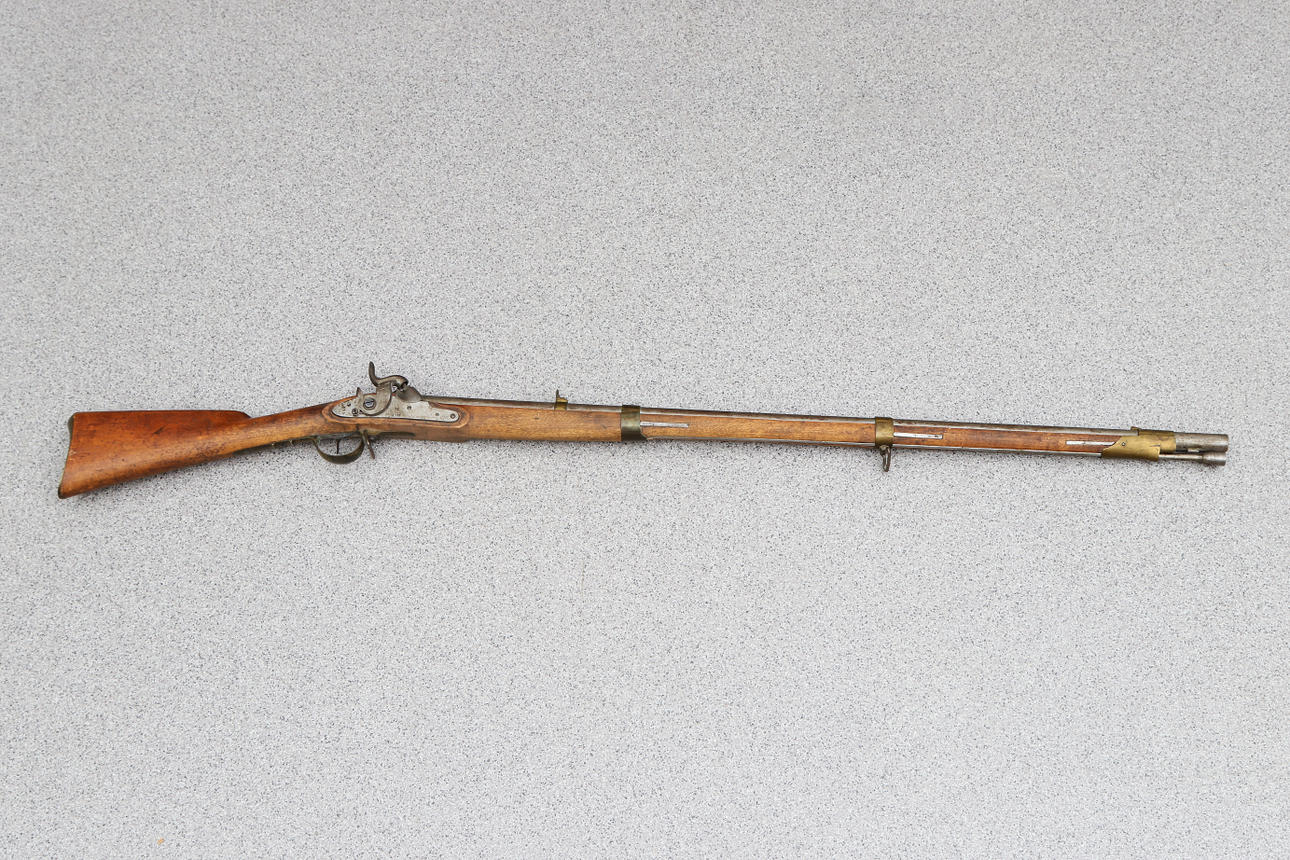HUSQVARNA FACTOR. PERCUSSION LOCK RIFLE. Sweden, made in 1848. Weapons ...