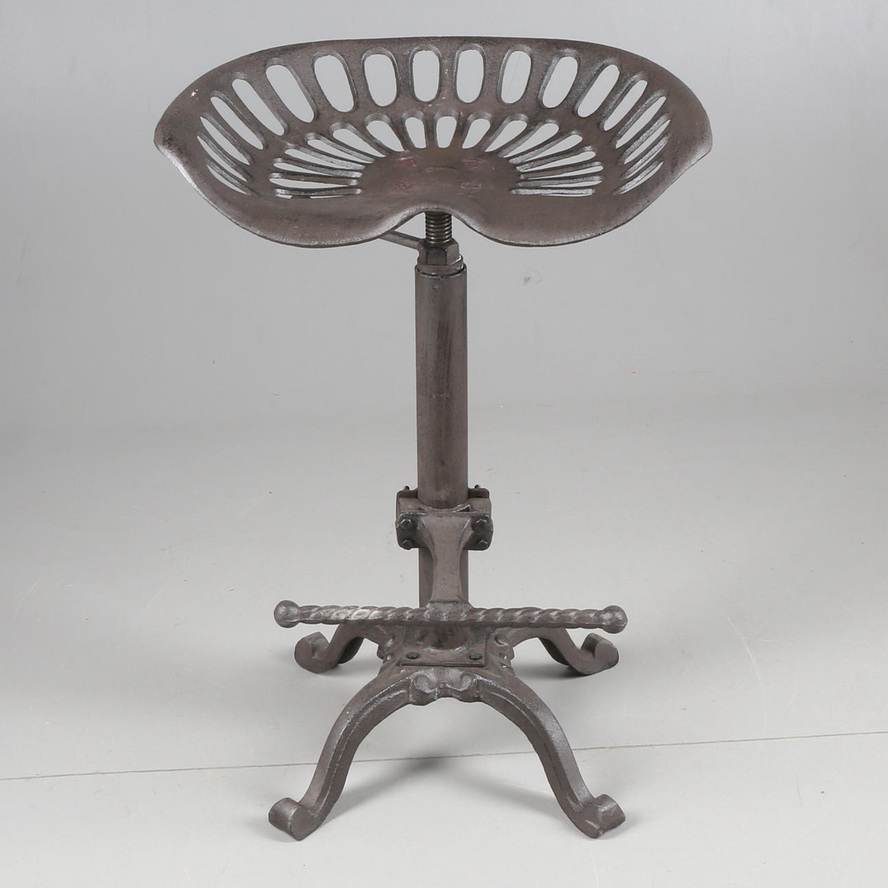 BARSTOL, gjutjärn, höj & sänkbar, 19/2000-tal.