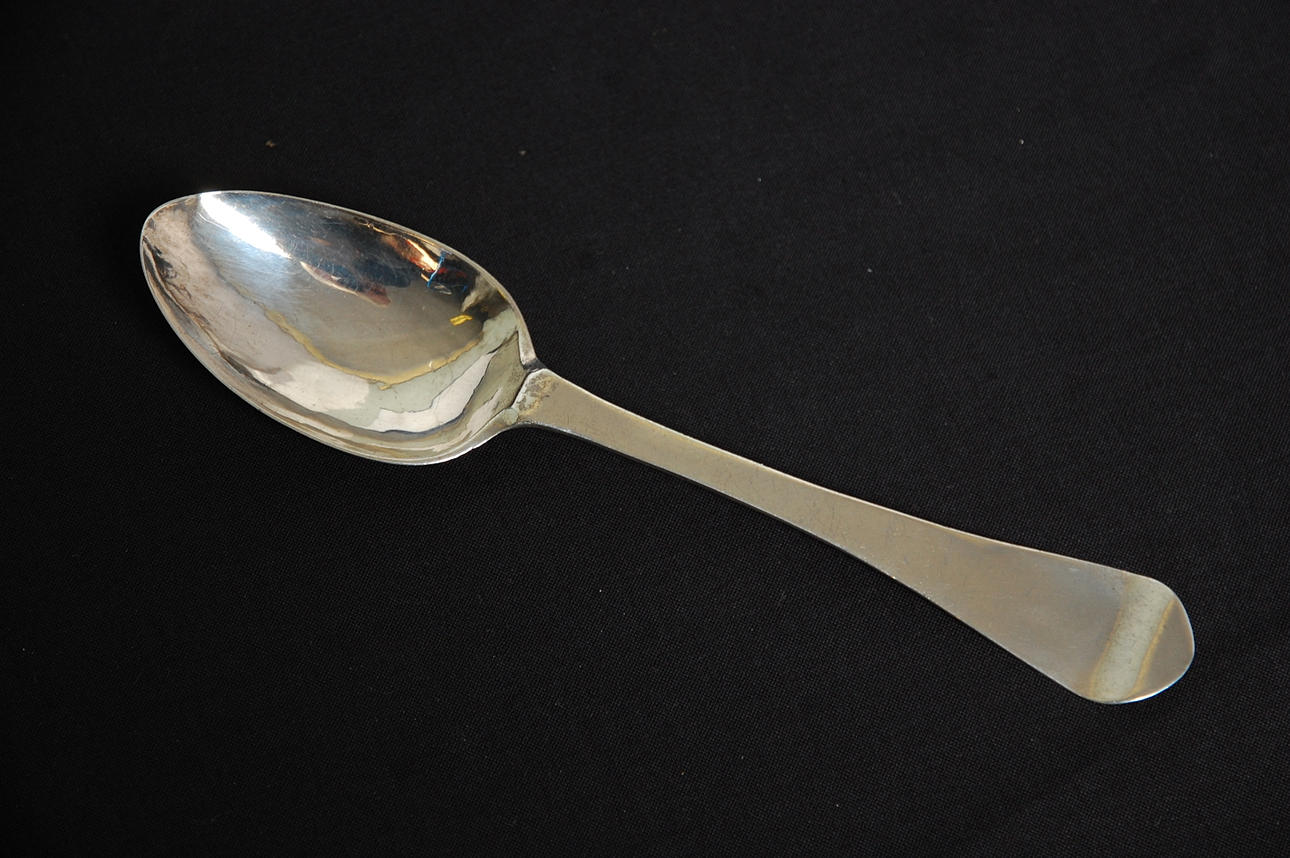 SKED, silver stämplad Hans George Granroth Sala 1759.