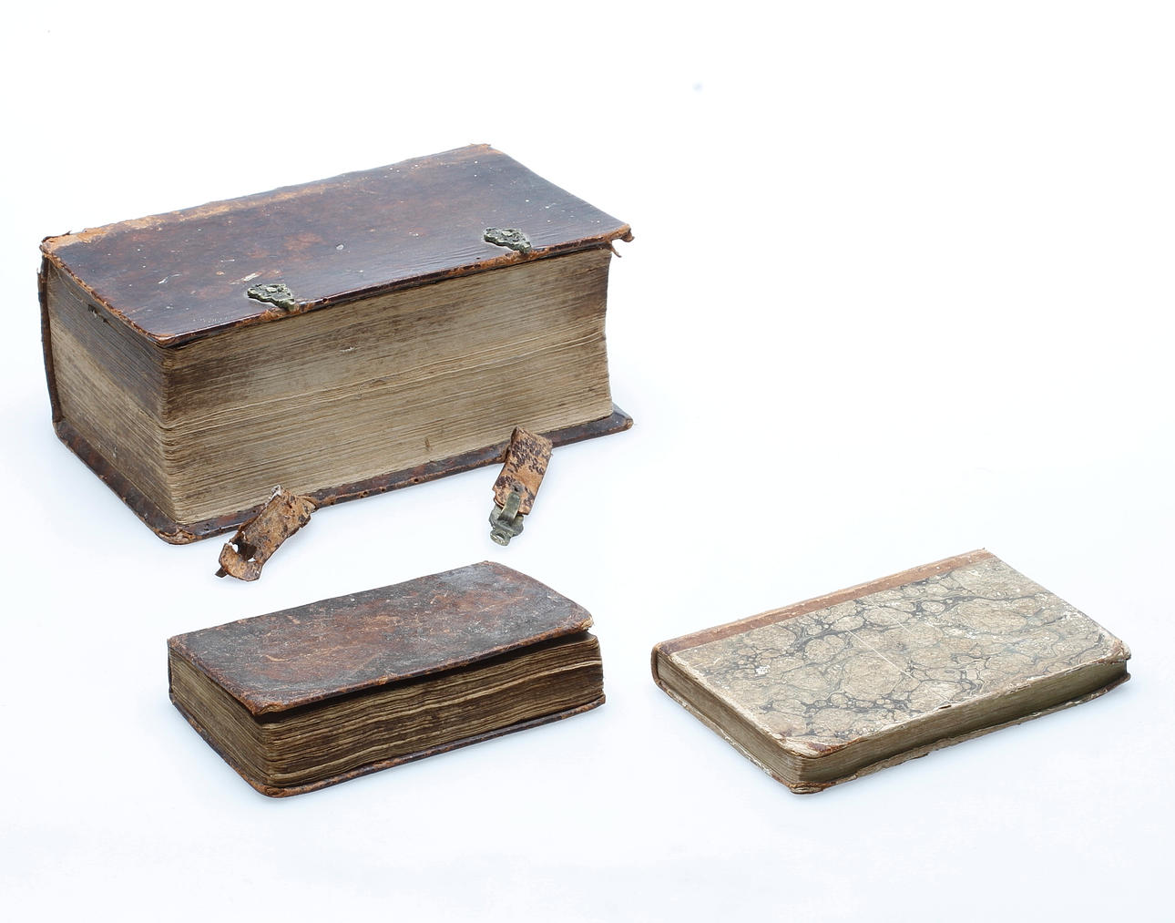 BÖCKER, 3 st, 1800-tal.