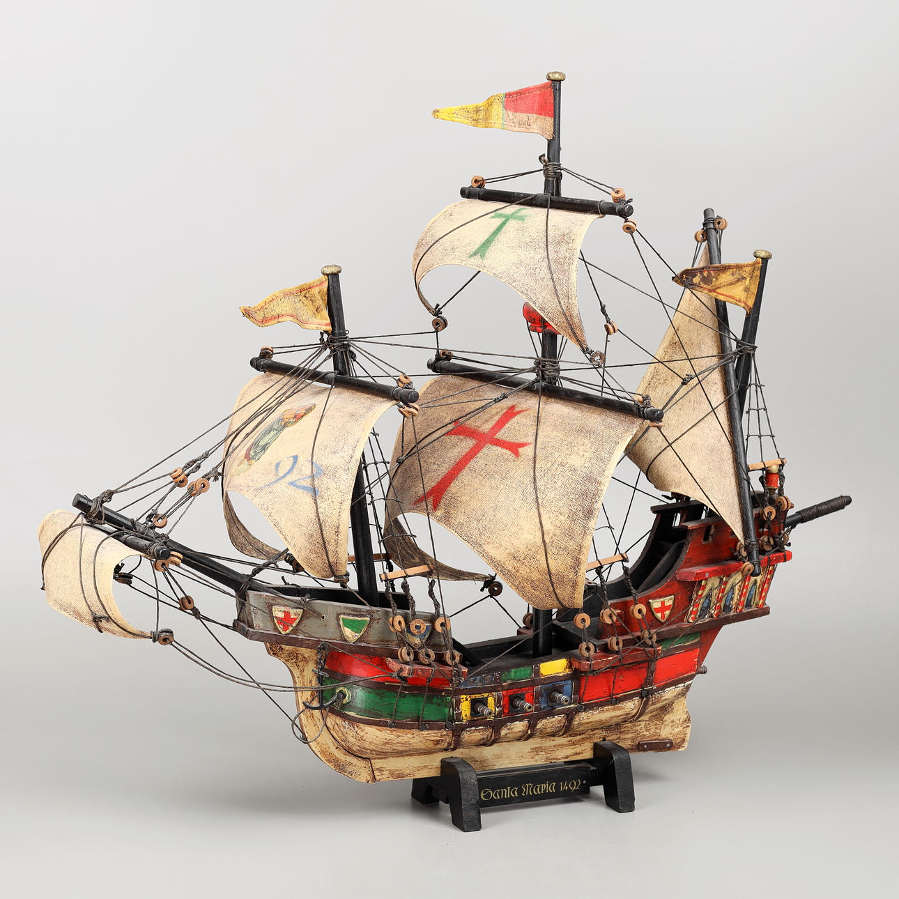 MODELLSCHIFF AUS HOLZ, „Santa Maria“.