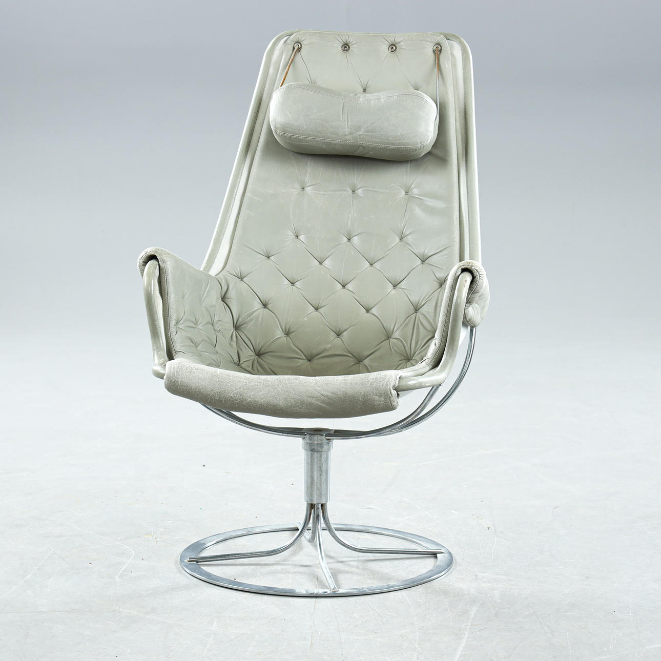 BRUNO MATHSSON. “Jetson”, armchair, DUX, model designed 1969.