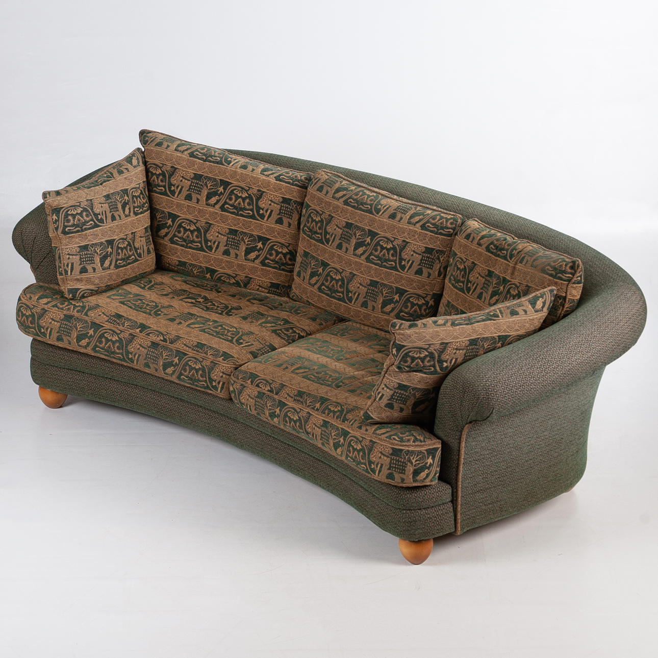 SOFFA, svängd modell, textilklädd, 1900/2000-tal.