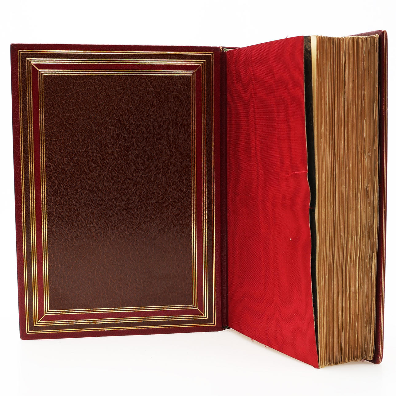 BIBLIOPHILIA. LUXURY EDITION OF PIERRE LOUYS LA FEMME ET LE