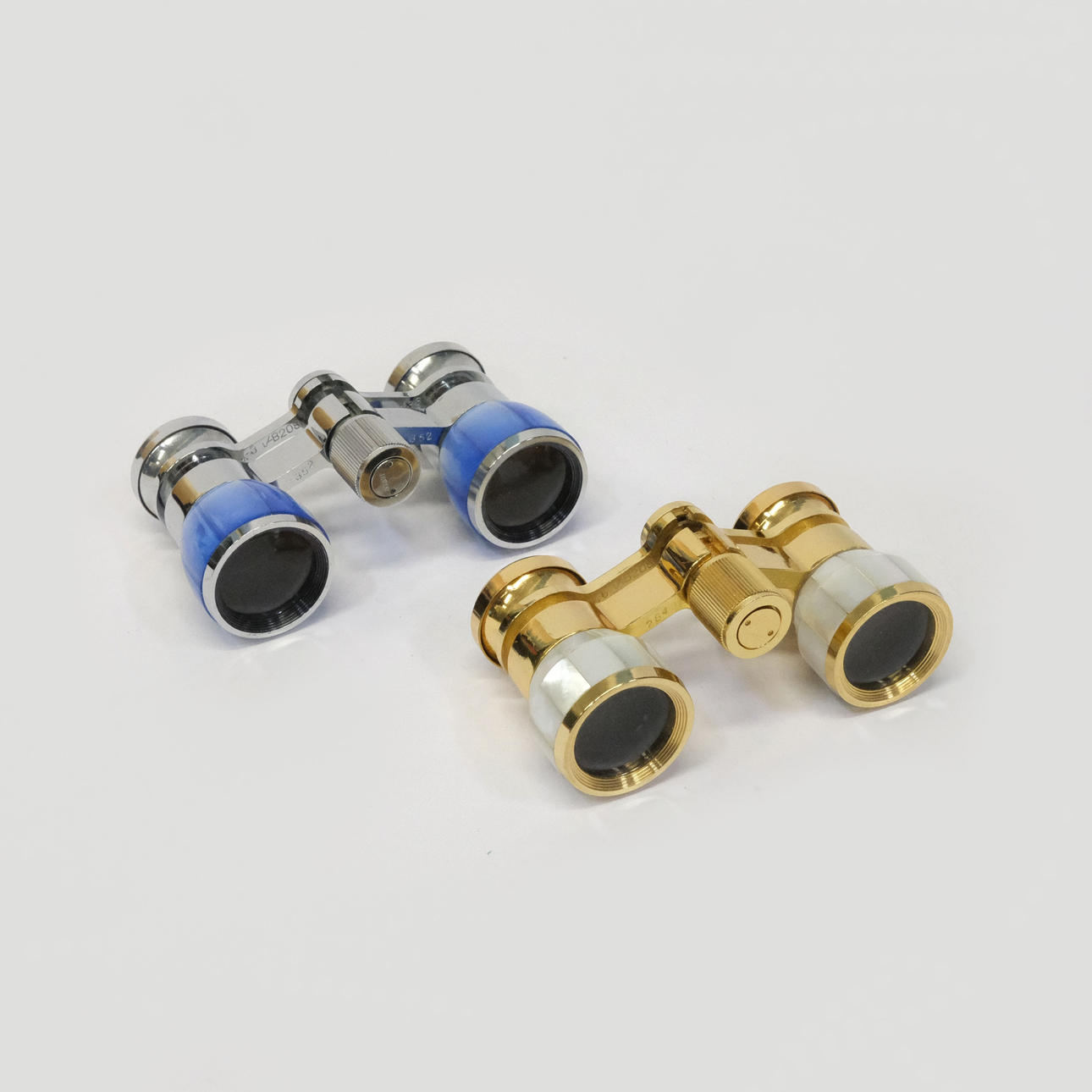 TVÅ TEATERKIKARE, ZENITH.