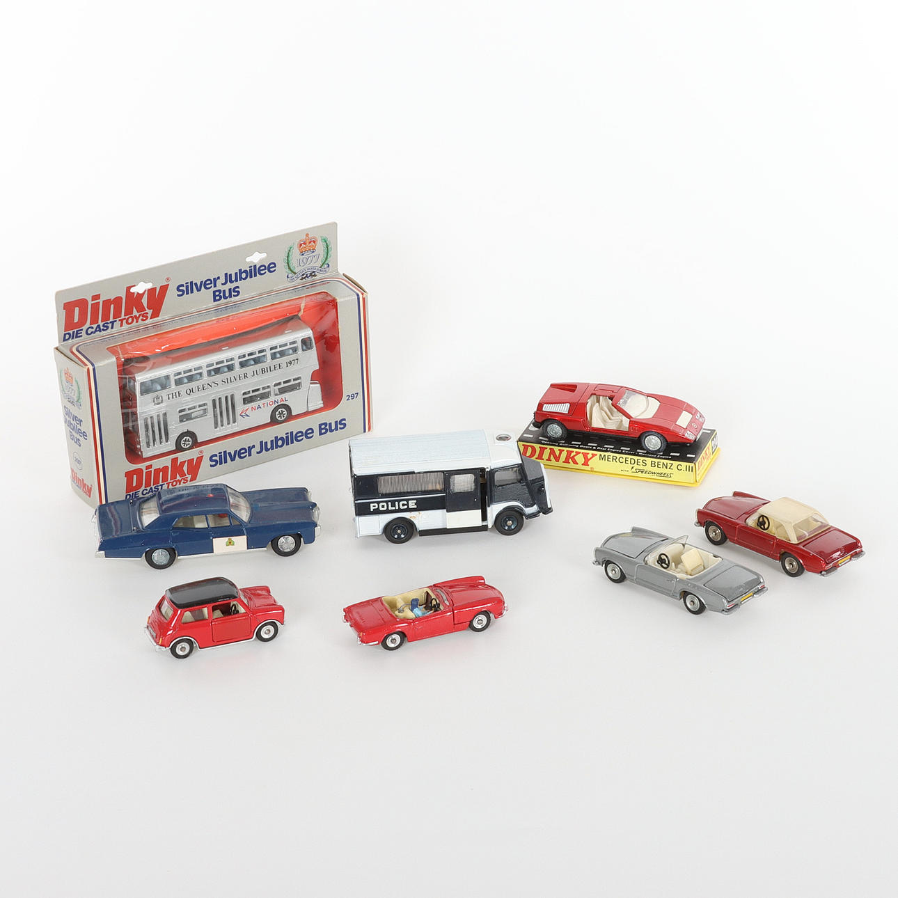 A set of 8 toy cars, Dinky Toys, England, 1960s/70s. Toys - Toys